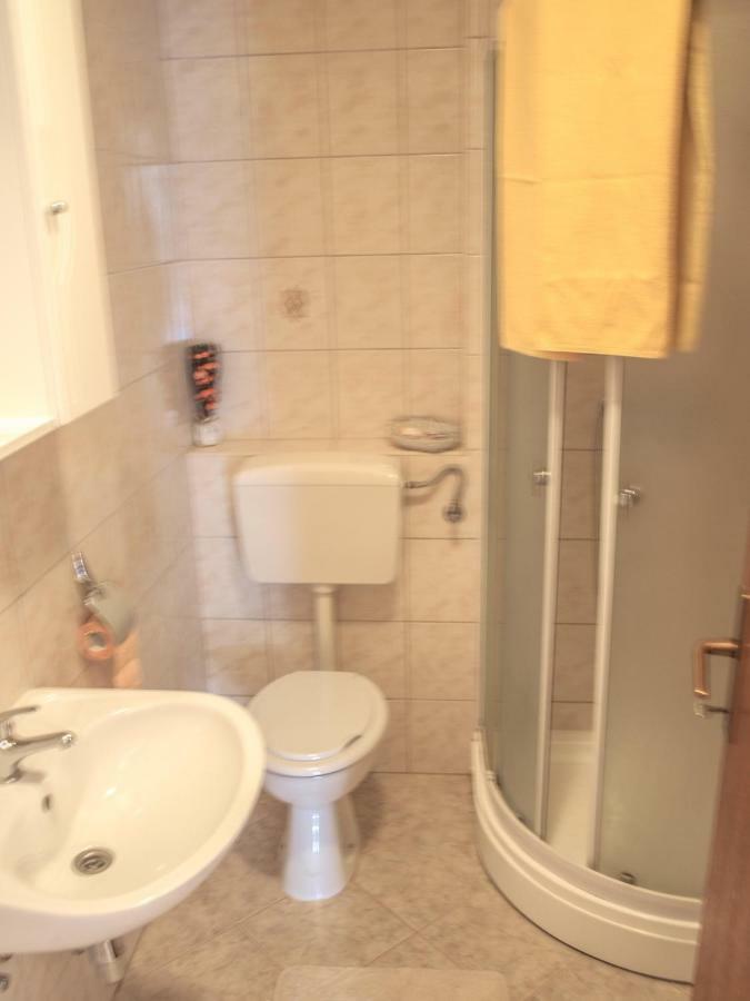 Apartment Pletikosic คาชเตลา ภายนอก รูปภาพ
